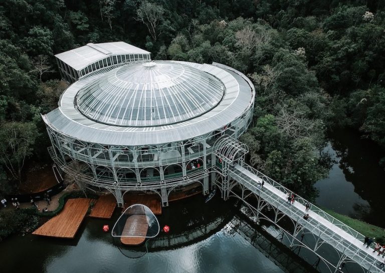 Descubra Curitiba: A Cidade Perfeita para Explorar Durante o Congresso!